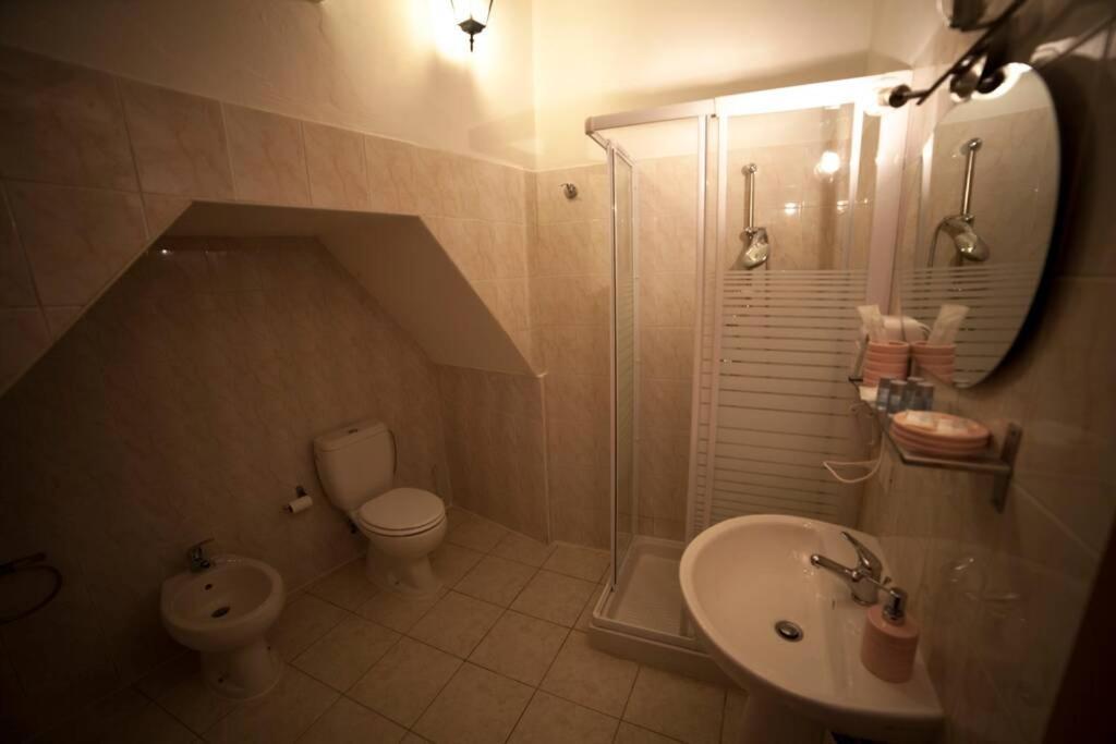 Suite Portovenere ปอร์โตเวเนเร ภายนอก รูปภาพ